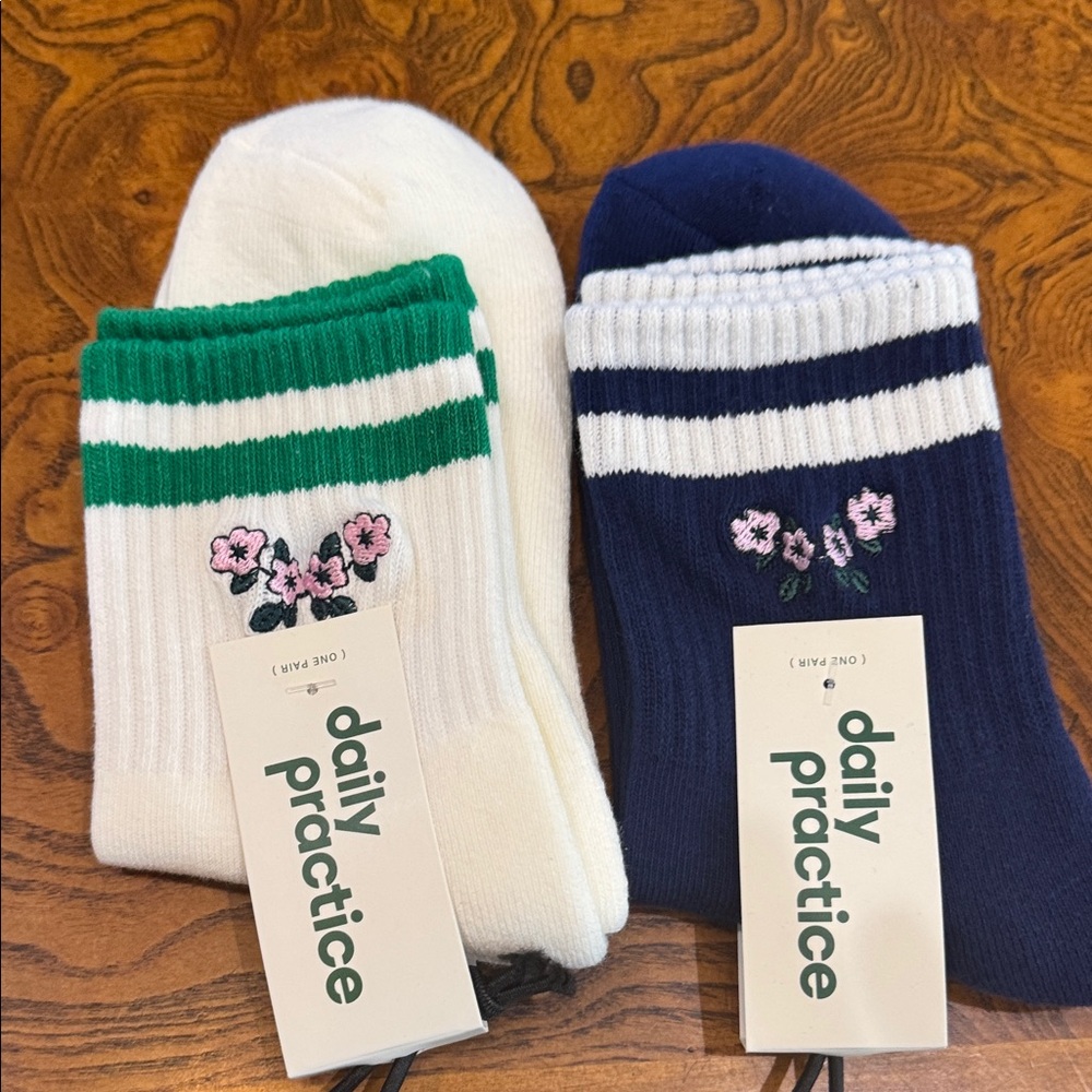 Anthropologie (2) Floral Embroidered Socks